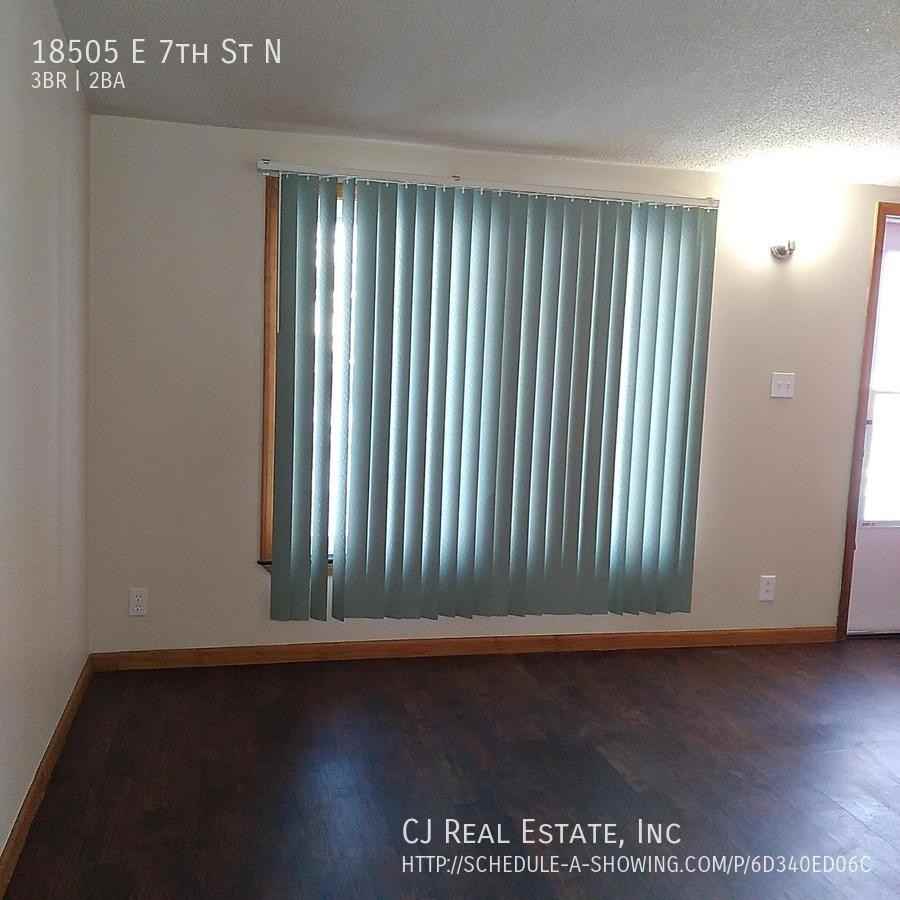 18505 E 7th St N - Photo 2 of 10