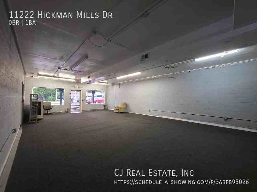 11222 Hickman Mills Dr - Photo 4 of 7