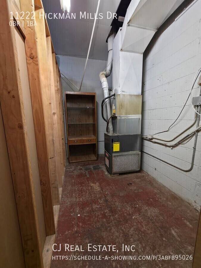 11222 Hickman Mills Dr - Photo 5 of 7