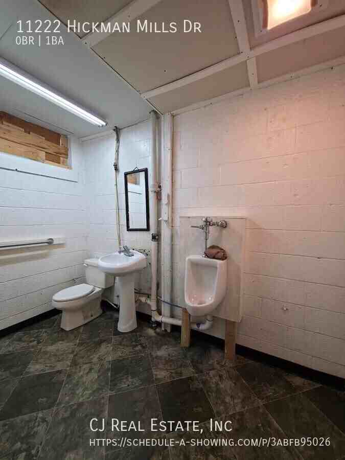 11222 Hickman Mills Dr - Photo 6 of 7