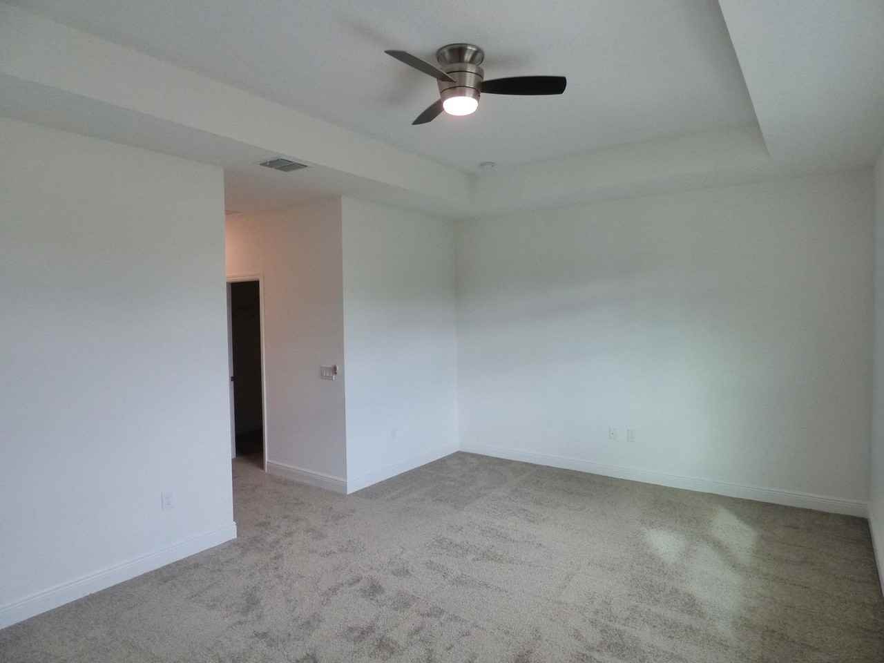 1403 Broad Wing Ln - Photo 6 of 16