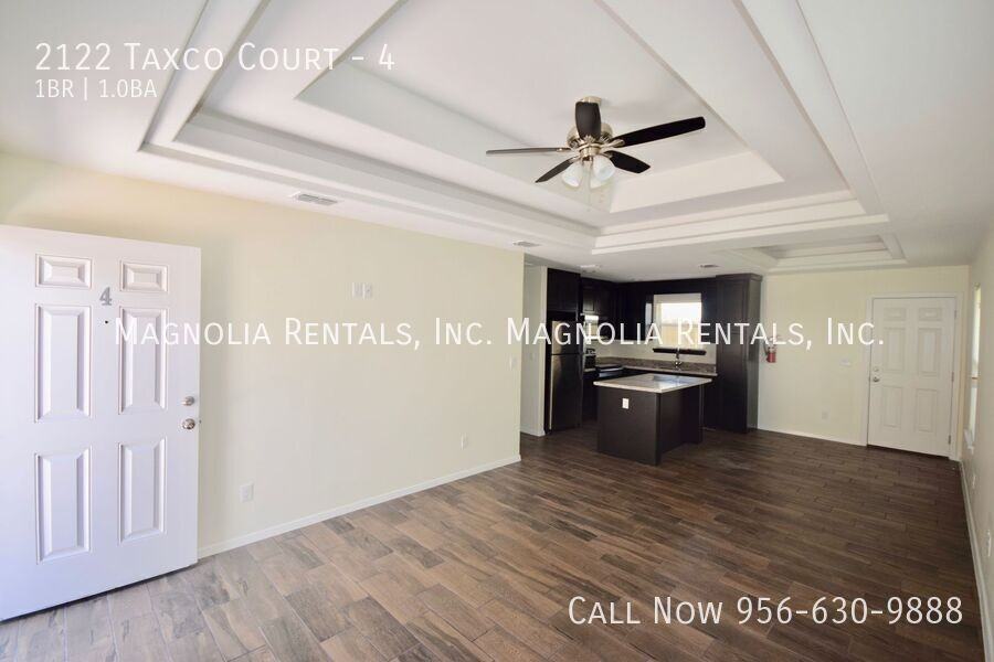 2122 Taxco Ct #4 - Photo 3 of 12