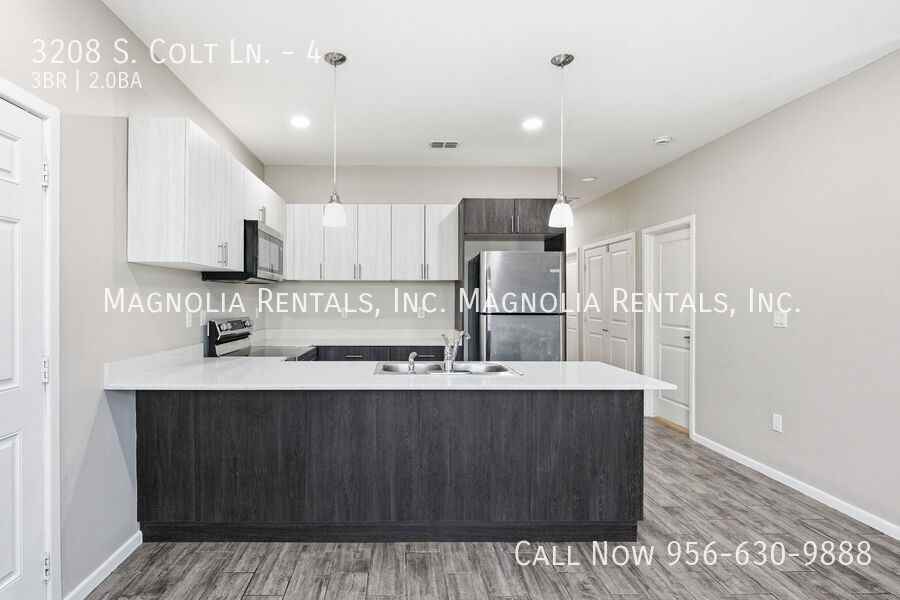 3208 S Colt Ln #4 - Photo 5 of 17