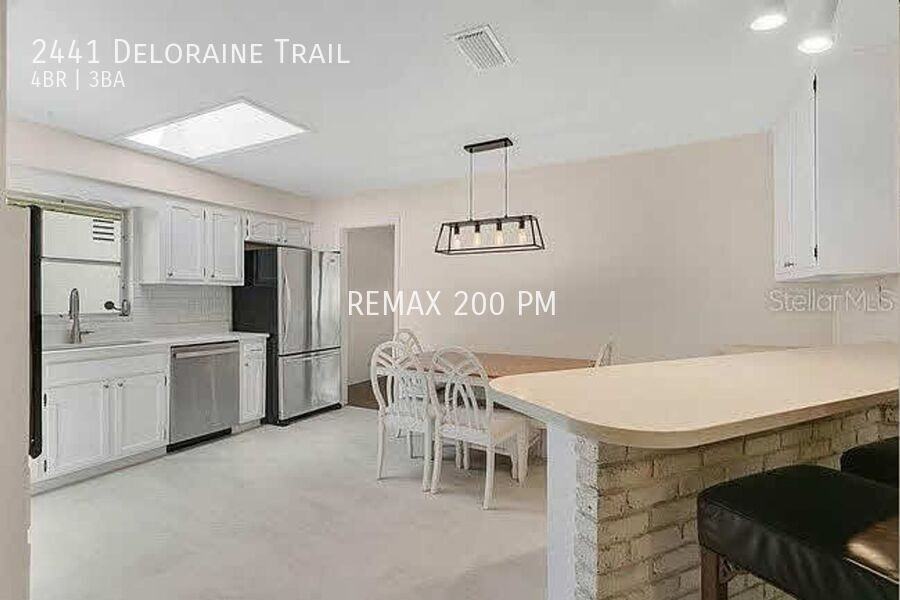 2441 Deloraine Trl - Photo 3 of 14
