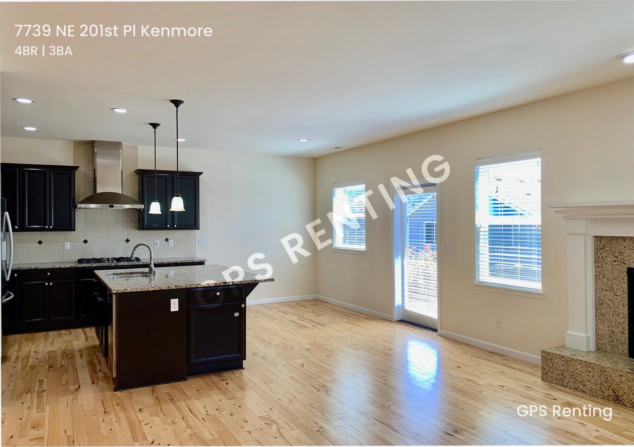 7739 Ne 201st Pl - Photo 3 of 20