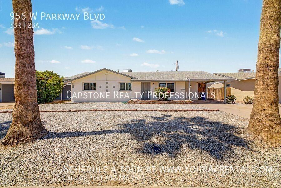 956 W Parkway Blvd