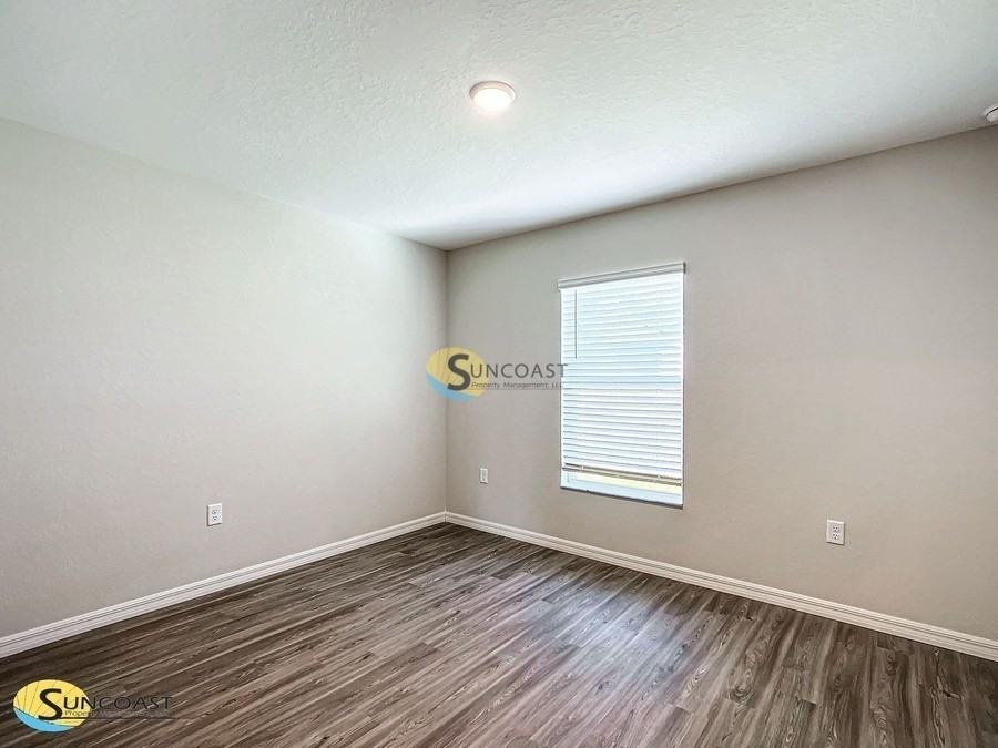 3367 S Dalton Ter - Photo 6 of 32