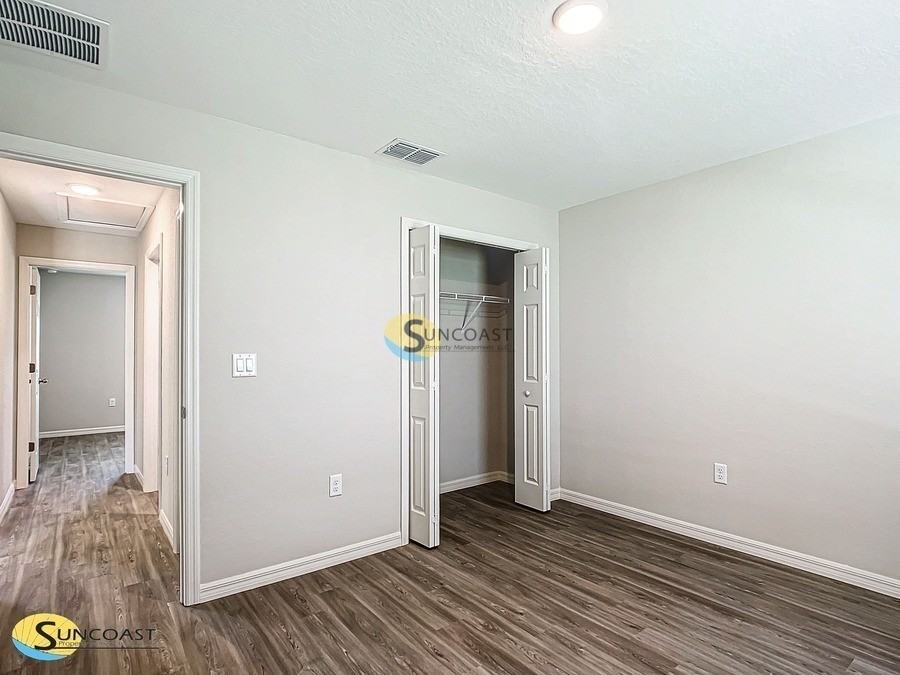 3367 S Dalton Ter - Photo 7 of 32