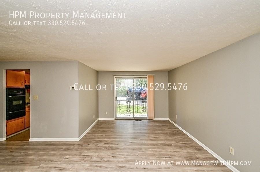 842 S Green Rd #6 - Photo 6 of 15