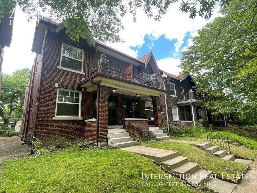 2129 Alfred Ave #1F - Photo 2 of 15