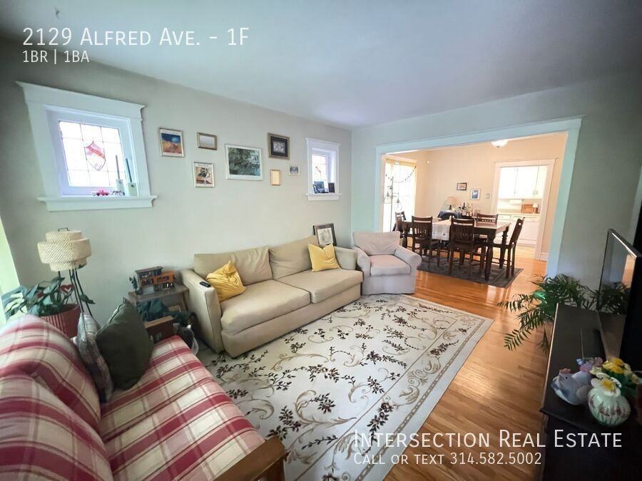 2129 Alfred Ave #1F - Photo 4 of 15