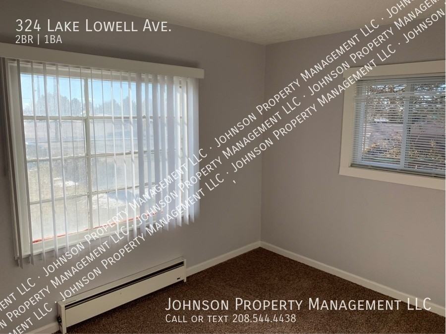 324 Lake Lowell Ave - Photo 6 of 10