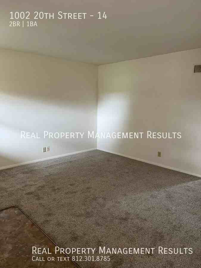 1002 20th St #14 - Photo 2 of 14