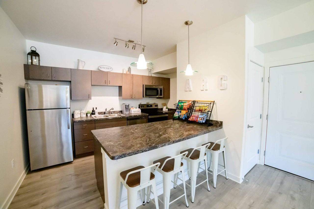 Arc Apartment Homes - Photo 2 of 27