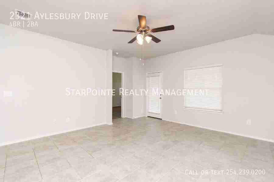 2321 Aylesbury Dr - Photo 6 of 24