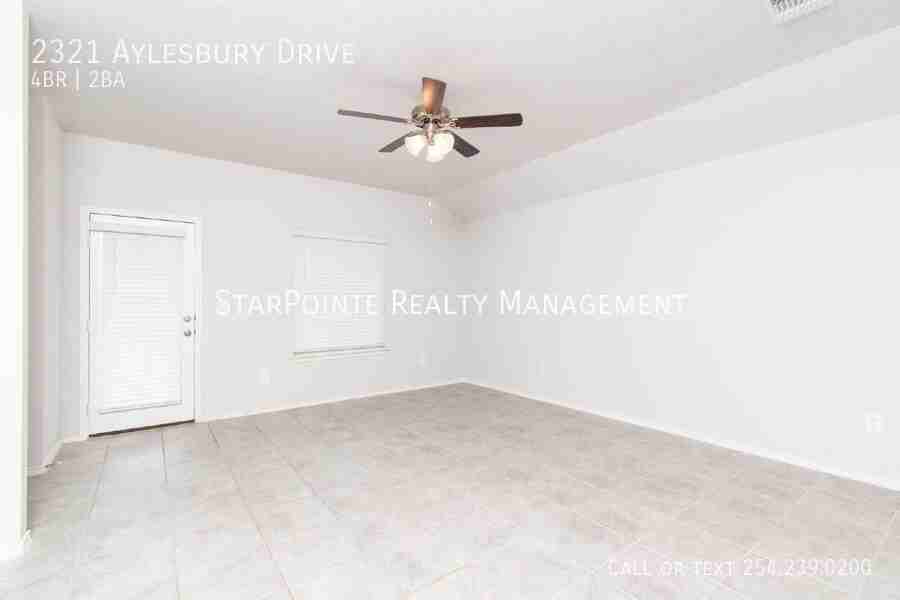 2321 Aylesbury Dr - Photo 7 of 24