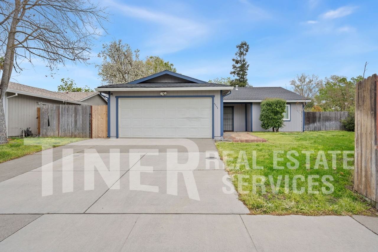 9243 Clendenen Way