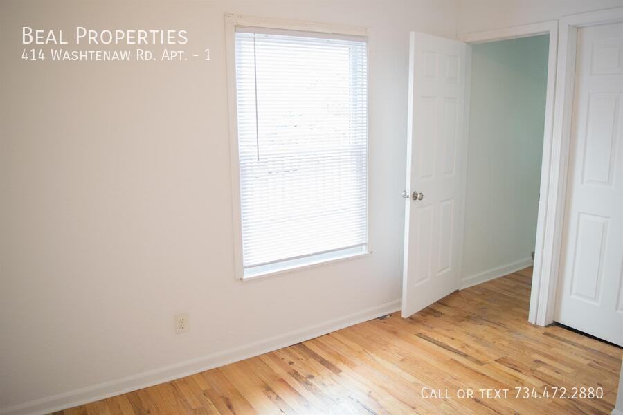 414 Washtenaw Rd #1 - Photo 5 of 18