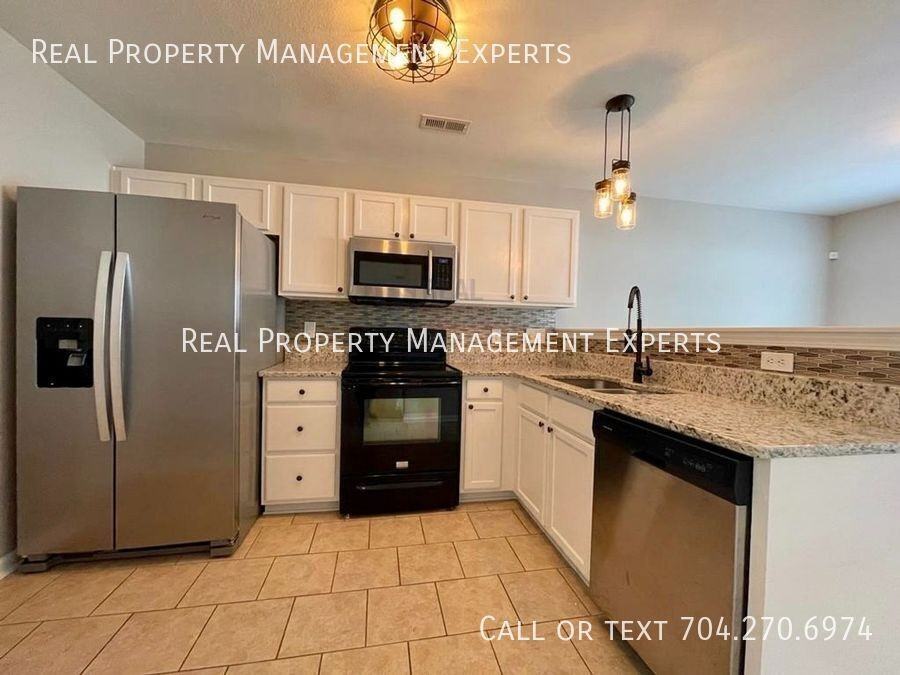 198 Mott Rd - Photo 4 of 21