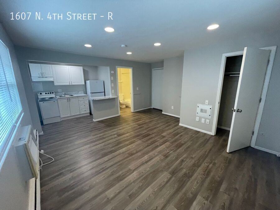 1607 N 4th St #R - Photo 3 of 7