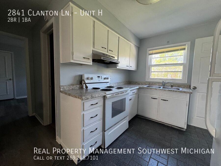 2841 Clanton Ln #H - Photo 5 of 17