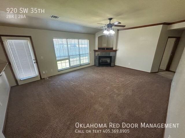 920 Sw 35th St - Photo 3 of 9