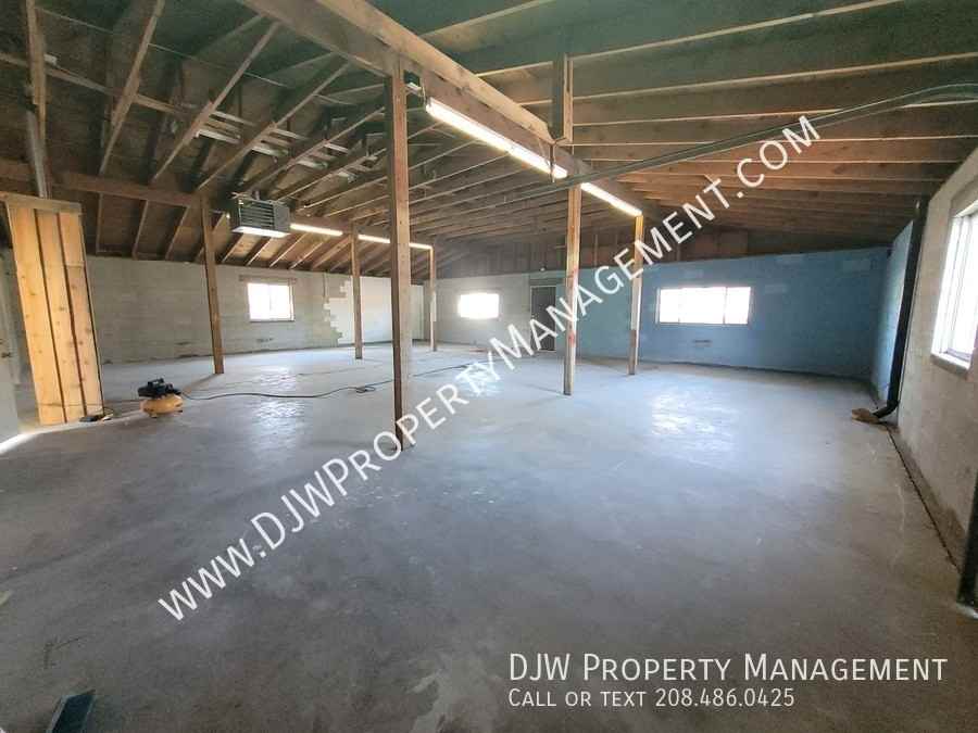 1914 S Owyhee St #10 - Photo 3 of 6