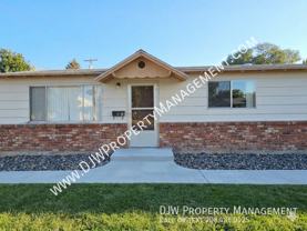 918 Nw 4th St #B - Photo 1 of 1