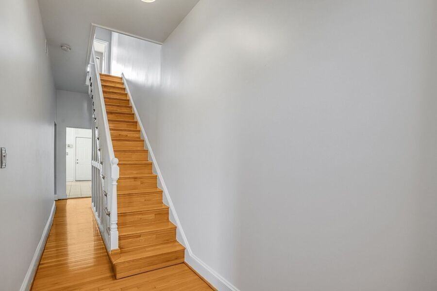 306 R St Nw - Photo 5 of 50