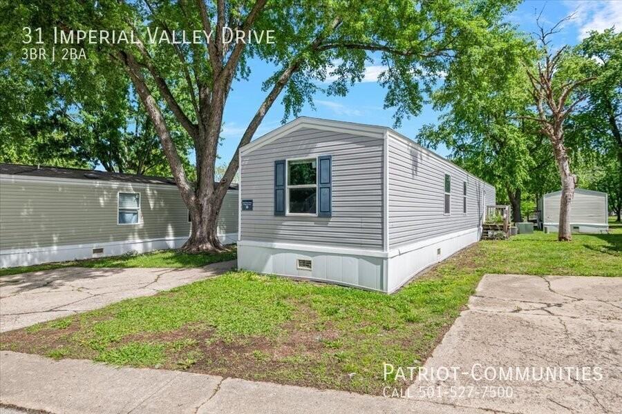 31 Imperial Valley Dr - Photo 2 of 17