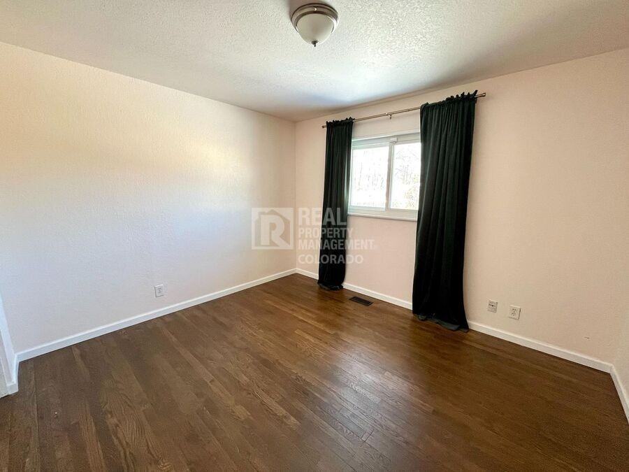 508 Acoma Dr - Photo 7 of 16