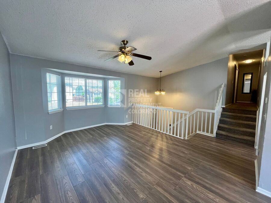 4353 Netherland St - Photo 3 of 20