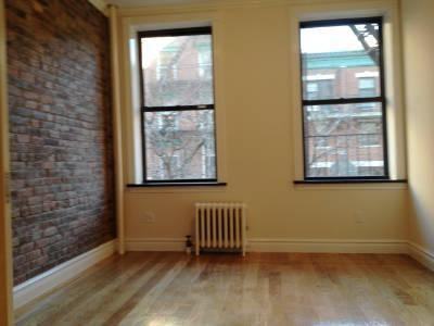 325 East 5th Street - Photo 2 of 5