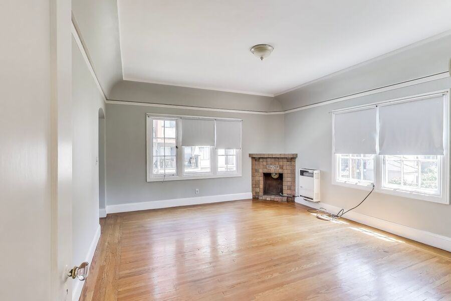 11 Warren Ave #08