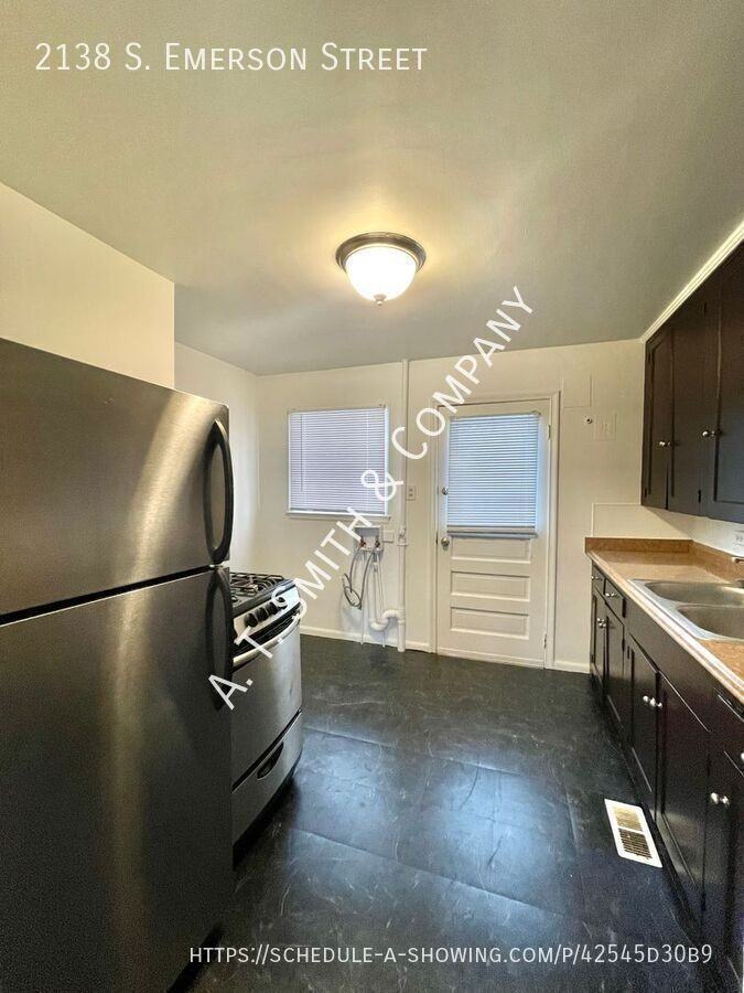 2138 S Emerson St - Photo 2 of 15
