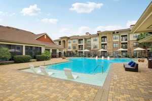 featured image of 18021 Kingsland Blvd