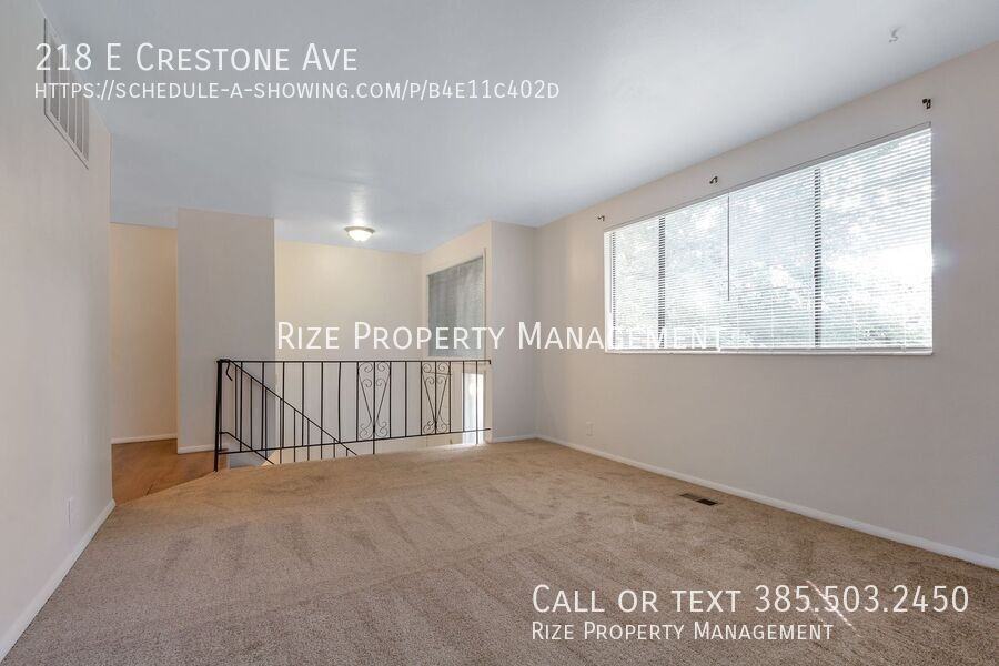 218 E Crestone Ave - Photo 7 of 14