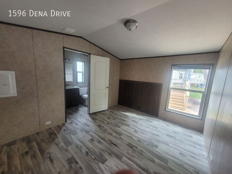 1596 Dena Dr - Photo 6 of 7