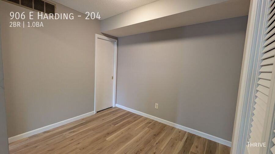 906 E Harding Dr #204 - Photo 6 of 8