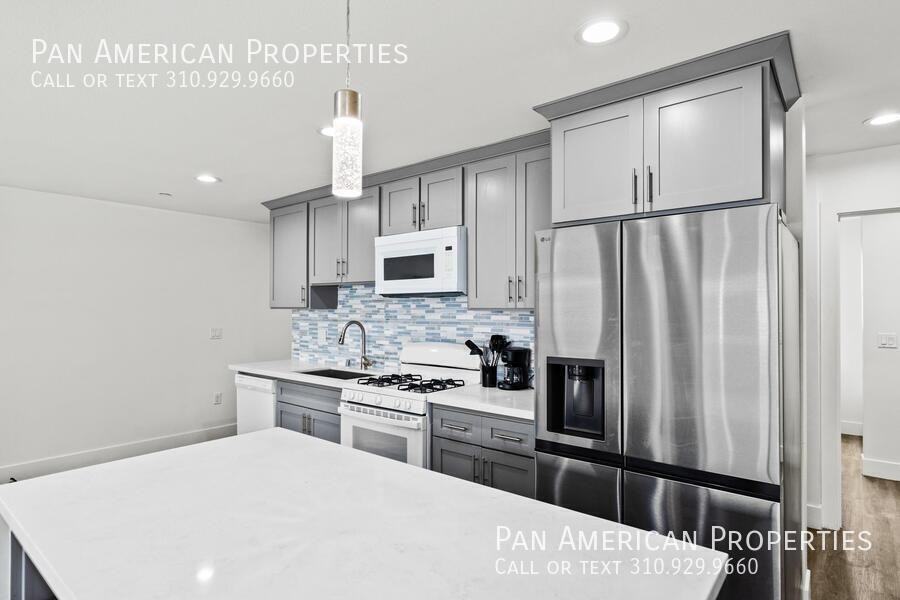 1033 S Montebello Blvd #F - Photo 2 of 28