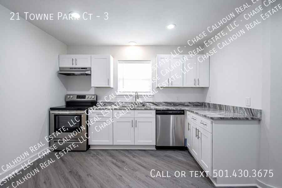 21 Towne Park Ct #3 - Photo 2 of 50
