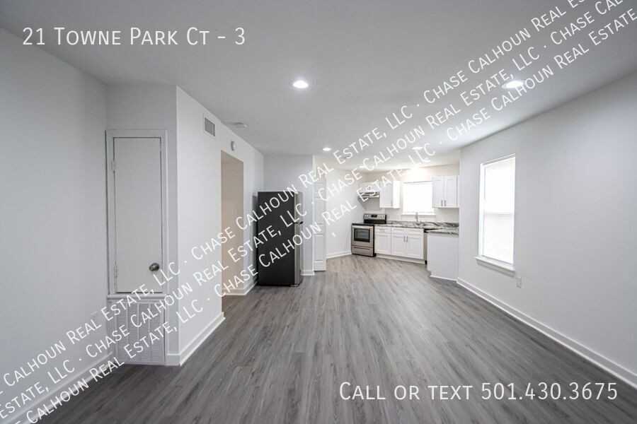 21 Towne Park Ct #3 - Photo 3 of 50
