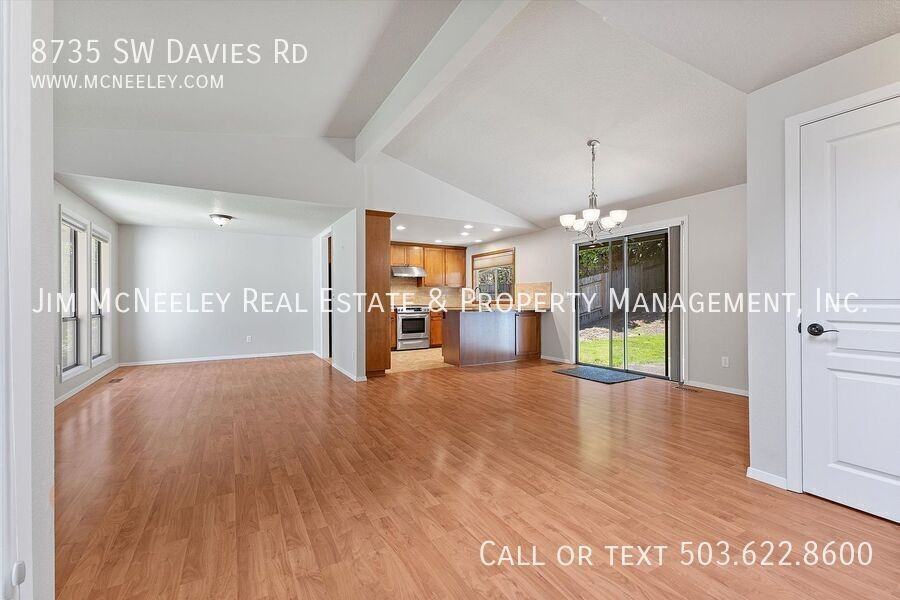 8735 Sw Davies Rd - Photo 2 of 31