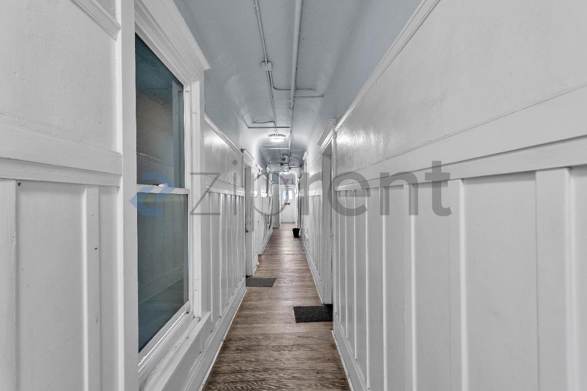 680 14th St #406 - Photo 6 of 17
