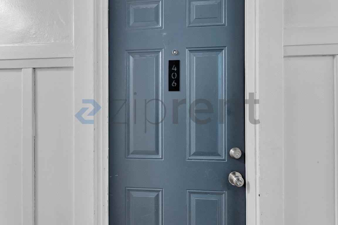 680 14th St #406 - Photo 7 of 17