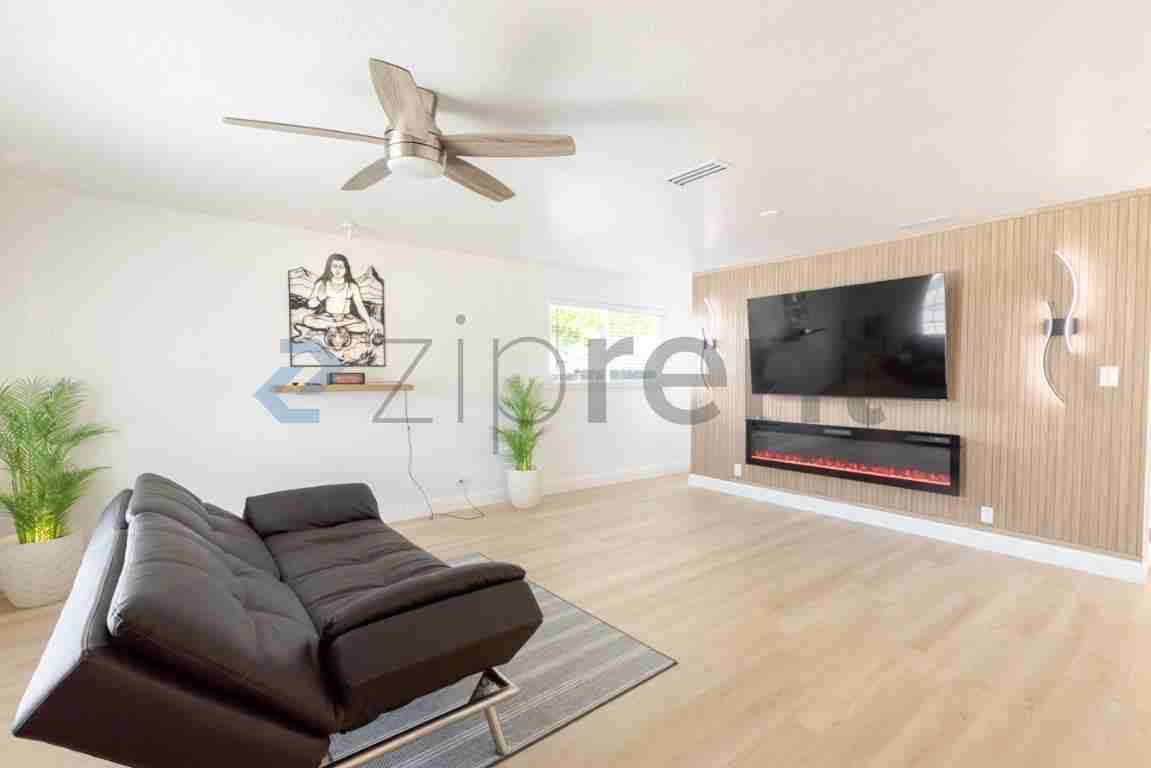 617 Wilson Ave - Photo 6 of 26