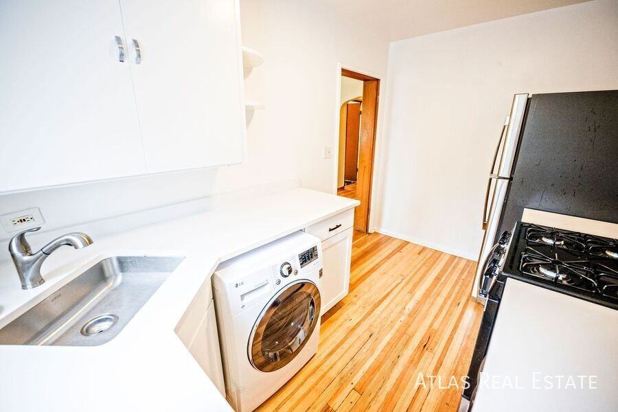 1001 19th St #6 - Photo 3 of 18