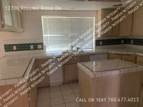 12700 Rolling Ridge Rd - Photo 7 of 17