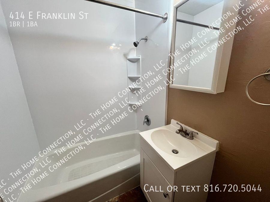 414 E Franklin St - Photo 5 of 5