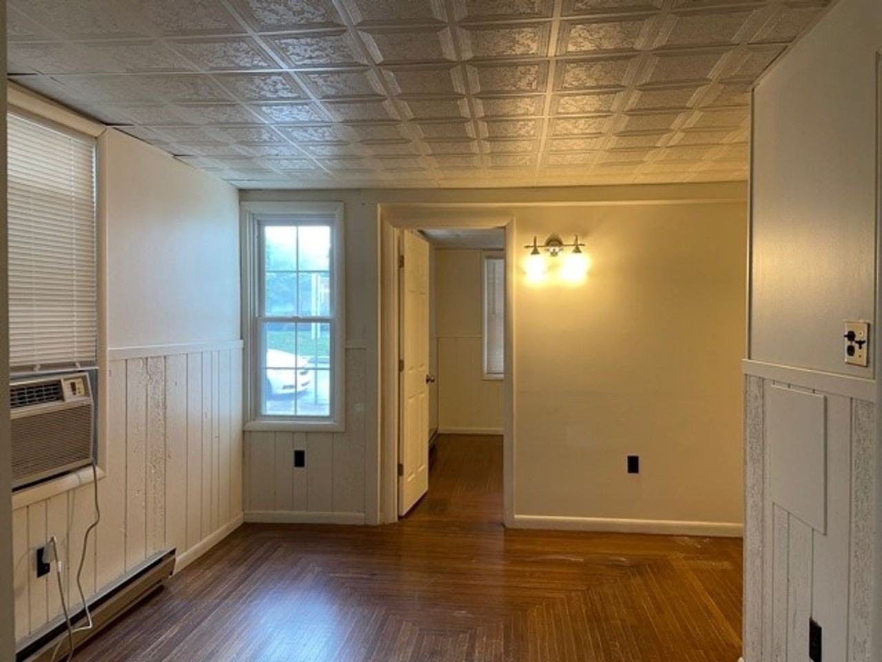 251 N Race St - Photo 2 of 13